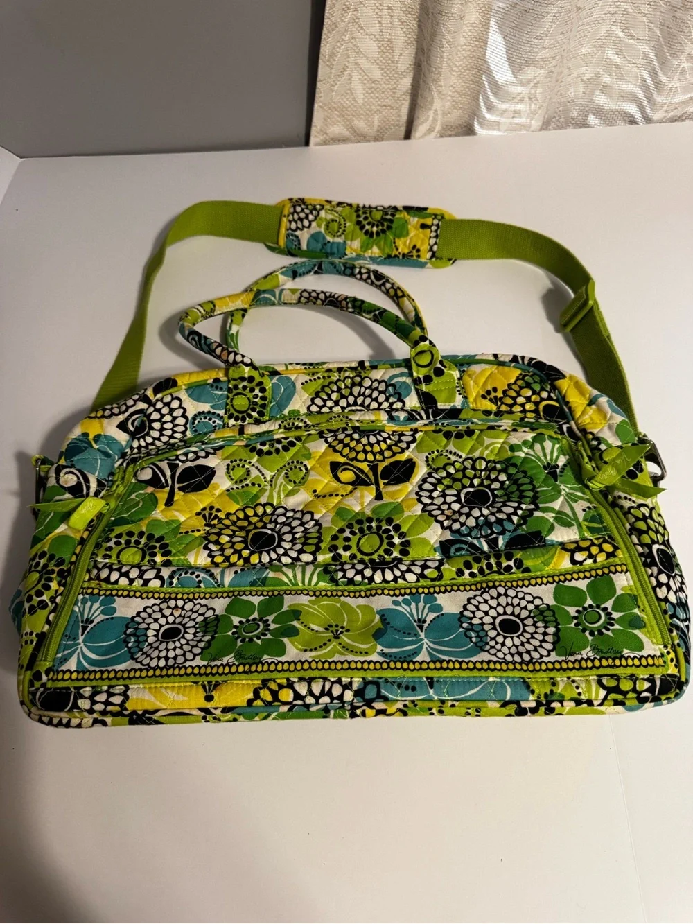 Vera Bradley Retired LIME’S UP Messenger/Lap Top Bag Green/Yellow/ White Padded